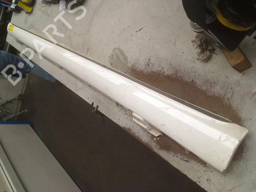 Venstre sidekjole Venstre sidekjole MERCEDES-BENZ C-CLASS T-Model (S205) C 160 (205.244) (129 hp) 33984711 33984711