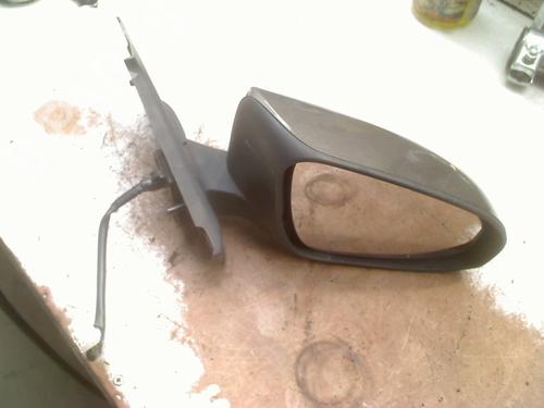 Used Right mirror Right mirror TOYOTA YARIS (_P13_) 1.5 Hybrid (NHP130_, NHP130) (101 hp) 32747335 32747335