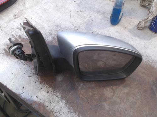 right-mirror-vw-up-121-122-bl1-bl2-bl3-123-2011-40180980 main image