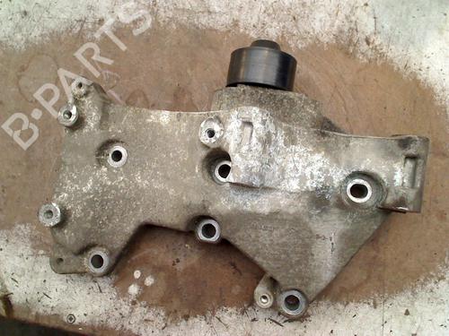 Motorophæng RENAULT TWINGO II (CN0_) 1.2 16V (CN04, CN0B) (75 hp) 33001267