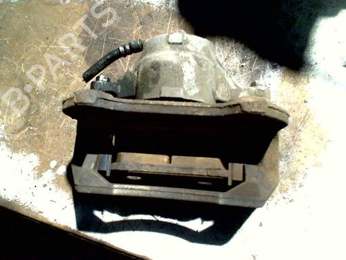 Venstre bremsekaliber foran HYUNDAI KONA (OS, OSE, OSI) EV (136 hp) 31270284