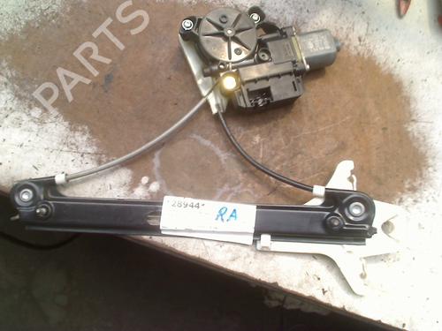 Elevalunas trasero derecho VW POLO V (6R1, 6C1) 1.2 TDI (75 hp) 31260039