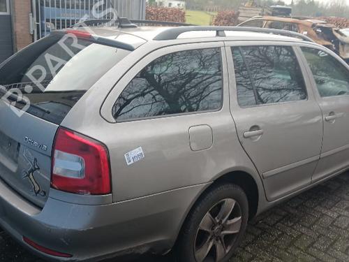 Electronic module SKODA OCTAVIA II Combi (1Z5) 1.2 TSI | BP34124067M83  - Image 8