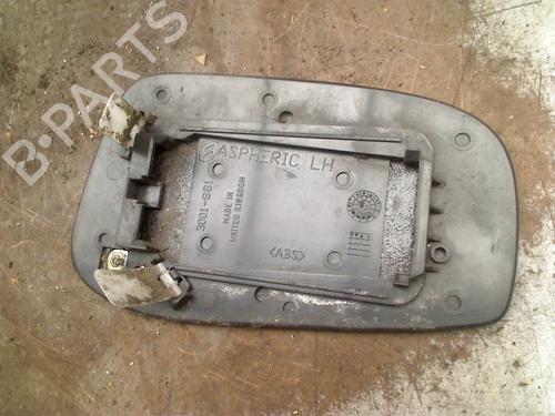 Verre de rétroviseur gauche Verre de rétroviseur gauche VOLVO V70 II (285) 2.4 (140 hp) 36392148 36392148