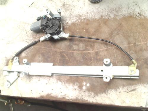 Rudehejsemekanisme ventre foran NISSAN NOTE (E11, NE11) 1.6 (110 hp) 32727788