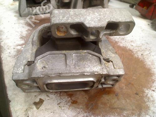 Engine mount SEAT LEON (1P1) 1.9 TDI | BP31174835M89 - Image 2