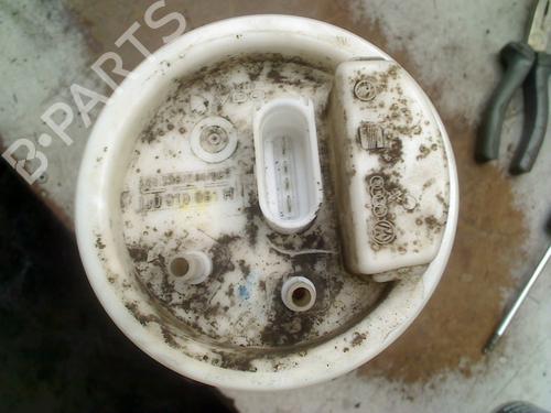 Used Fuel pump VW GOLF IV Variant (1J5) 1.6 (101 hp) 27642175