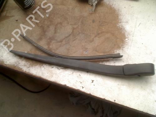 Used Rear windshield wiper arm Rear windshield wiper arm BMW 5 Touring (F11) 530 d (258 hp) 36296398 36296398