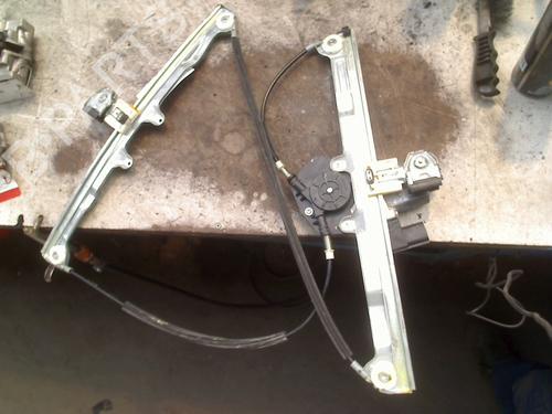 Lève-vitre avant gauche MITSUBISHI COLT VI (Z3_A, Z2_A) 1.5 DI-D (Z39A) | BP30320476C22 