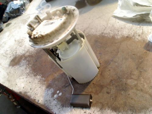 Used Fuel pump FIAT PUNTO (199_) 0.9 Twinair Turbo (86 hp) 31267339