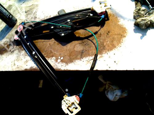 Front left window mechanism BMW 1 (F20) 118 d | BP31260182C22