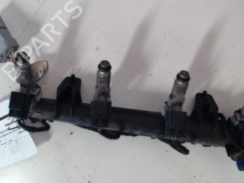 Rail D'Injecteurs Rail D'Injecteurs 38543743 38543743