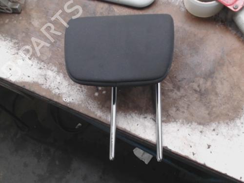 Used Headrest Headrest TOYOTA YARIS (_P13_) 1.3 (NSP130_, NSP130) (99 hp) 39720272 39720272
