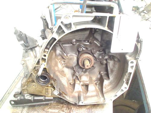 Caja de cambios DACIA SANDERO II TCe 90 (B8M1, B8MA, B8AC) (90 hp) 33029514