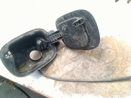 Trappe de carburant VOLVO V70 III (135) T4 (180 hp) 31312261