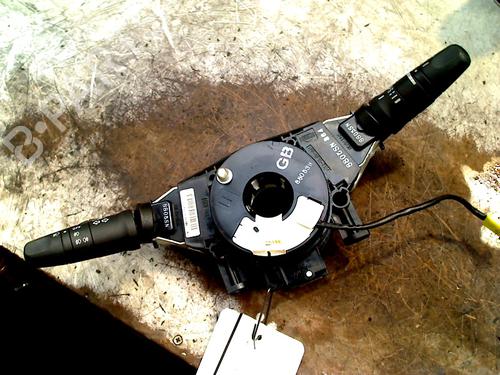 Used Steering column stalk NISSAN MICRA III (K12) 1.2 16V (80 hp) 31028306
