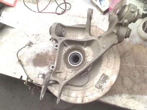 Used Right rear steering knuckle LAND ROVER RANGE ROVER SPORT II (L494) 3.0 SDV6 4x4 (306 hp) 32473695