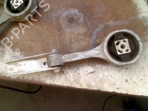 Soporte motor VW POLO IV (9N_, 9A_) 1.4 16V (101 hp) 31174885