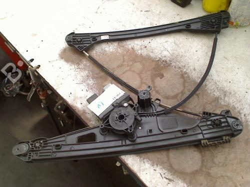 Used Front left window mechanism Front left window mechanism PEUGEOT 5008 II (MC_, MJ_, MR_, M4_) 1.6 THP 165 (M45GZW, M45GYW, M45GYV) (165 hp) 32855632 32855632