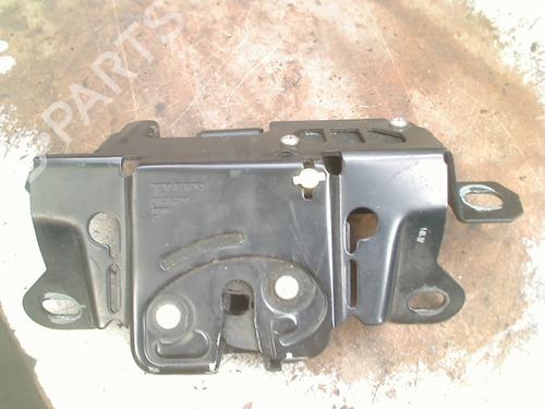 Bagklap lås VOLVO C30 (533) D5 (163 hp) 29141124