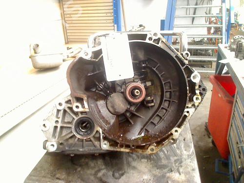 Caixa de velocidades Caixa de velocidades OPEL MERIVA B MPV (S10) 1.4 (75) (120 hp) 36640490 36640490