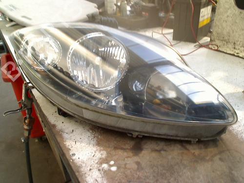 Used Right headlight SEAT ALTEA (5P1) 1.6 (102 hp) 31260211