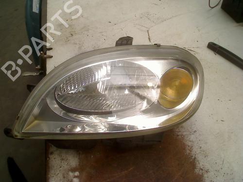 Used Left headlight CITROËN SAXO (S0, S1) 1.4 VTS (75 hp) 29335021