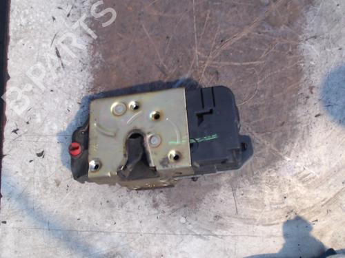 Venstre bak lås PEUGEOT 206 Hatchback (2A/C) 1.6 16V (109 hp) 24892265