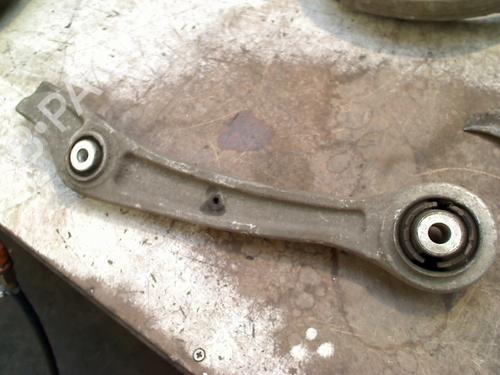 Used Left front suspension arm Left front suspension arm 32452517 32452517