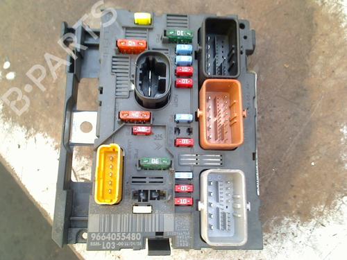Used Comfort control module Comfort control module CITROËN C3 Pluriel (HB_) 1.6 (109 hp) 33241870 33241870