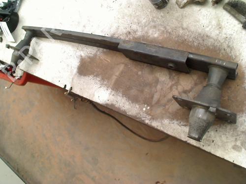 Used Front bumper reinforcement Front bumper reinforcement 37031241 37031241