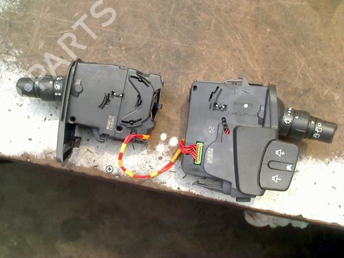 Used Steering column stalk RENAULT CLIO III (BR0/1, CR0/1) 1.6 16V (BR05, BR0B, BR0Y, BR15, BR1J, BR1M, BR1Y, CR0B,... (112 hp) 30462304