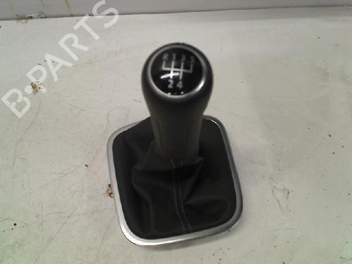 Used Gear lever Gear lever VW POLO V (6R1, 6C1) 1.4 BiFuel (82 hp) 21915969 21915969
