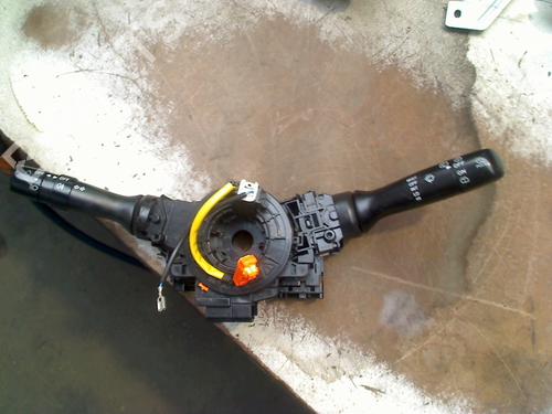 Used Steering column stalk PEUGEOT 107 (PM_, PN_) 1.0 (68 hp) 27718289