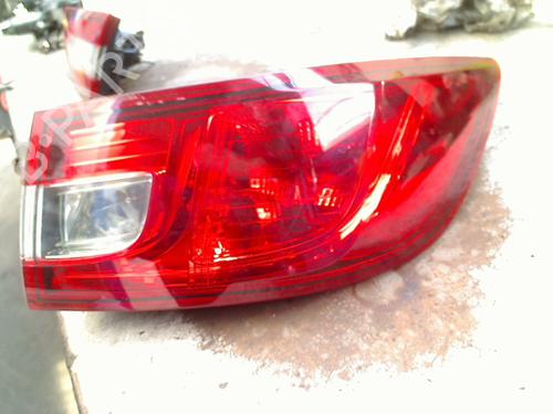 Used Right taillight Right taillight RENAULT CLIO IV (BH_) 0.9 TCe 90 (BHNF, BHMA, BHMH, BHJK, BHJR) (90 hp) 33270339 33270339