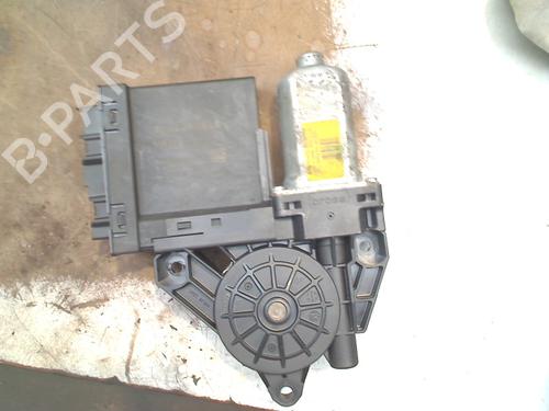 Used Left front window motor Left front window motor 32727765 32727765