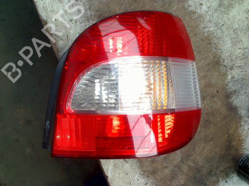 Fanale posteriore destro RENAULT SCÉNIC I MPV (JA0/1_, FA0_) 1.6 (JA00, JA16, JA15, JA19, JA1V, JA2B, JA2C, JA0B,... (107 hp) 29568433