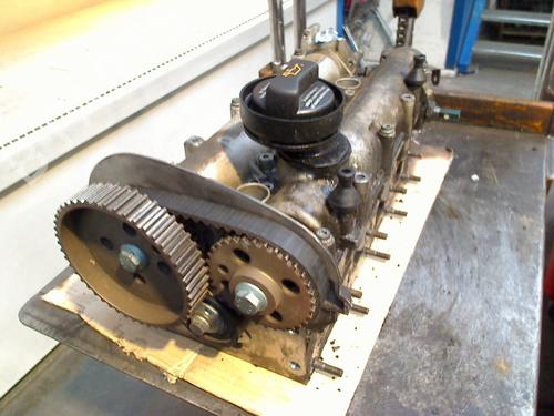 Testate VW POLO IV (9N_, 9A_) 1.4 16V (75 hp) 31294132