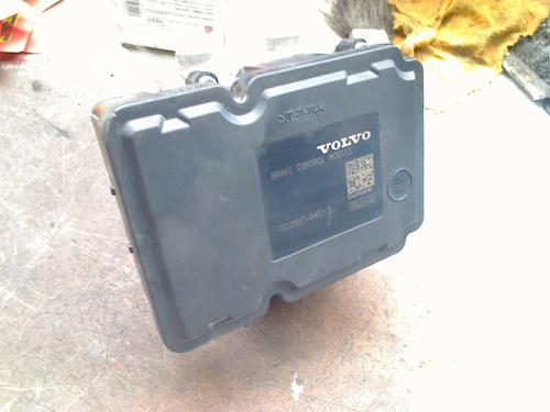 abs-pump-volvo-v60-i-155-2010-2011-2012-2013-2014-2015-2016-2017-2018-37031196 main image