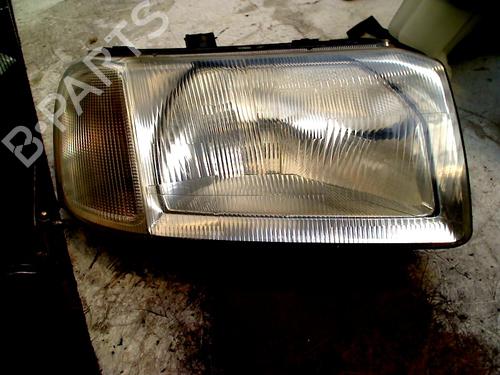 Used Right headlight LAND ROVER FREELANDER I (L314) 2.0 Td4 4x4 (112 hp) 31128251