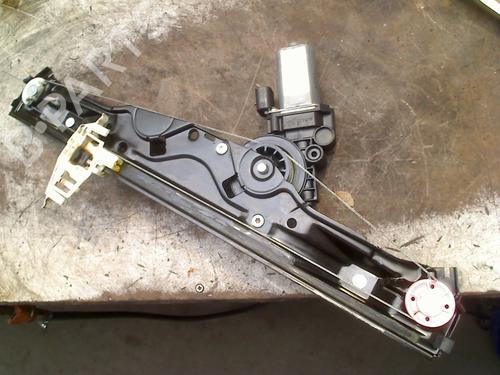 Lève-vitre avant gauche FORD KA (RU8) 1.2 (69 hp) 30320474