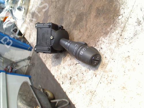 Used Steering column stalk RENAULT CLIO IV (BH_) 1.5 dCi 90 (90 hp) 32395220
