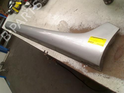 Venstre sidekjole Venstre sidekjole RENAULT ZOE (BFM_) ZOE (88 hp) 33984712 33984712