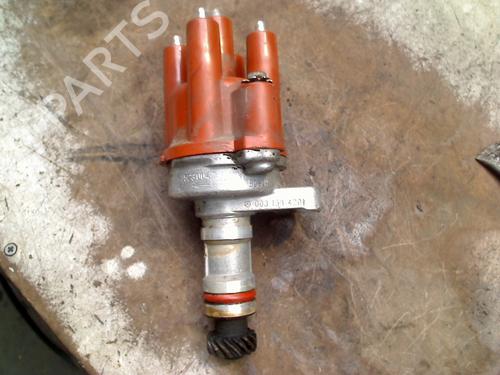 Used Ignition coil MERCEDES-BENZ 124 Saloon (W124) 200 E (124.021) (118 hp) 31174942