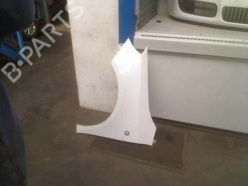 Used Left front fenders SKODA FABIA II (542) 1.2 (60 hp) 31312217