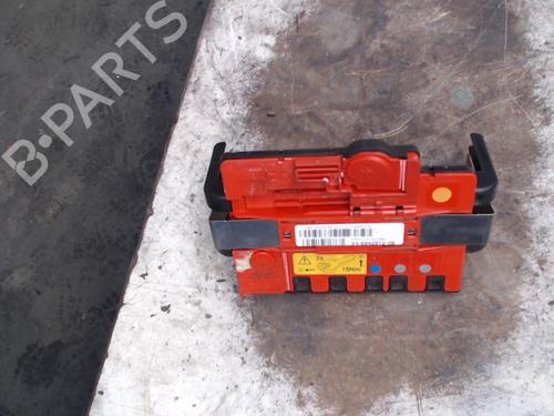 Boîte à Fusibles BMW 3 (E90) 325 d (204 hp) 31952929