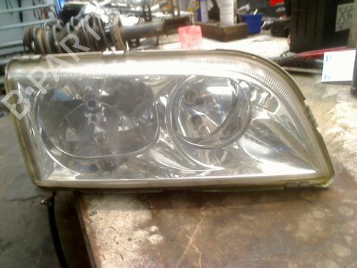 Used Right headlight VOLVO S40 I (644) 1.6 (109 hp) 31128134