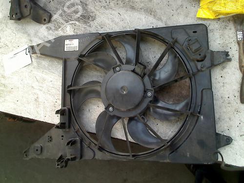 Used Radiator fan Radiator fan 21933945 21933945