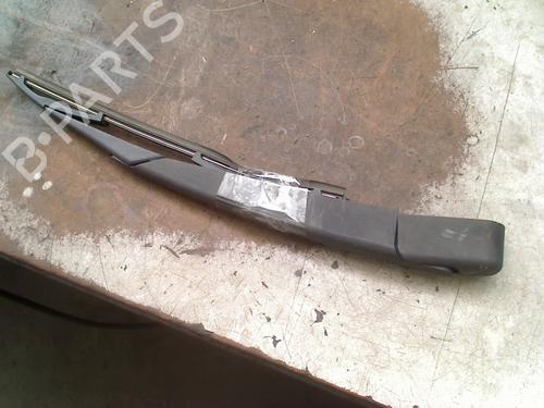 Used Rear windshield wiper arm Rear windshield wiper arm 37439106 37439106