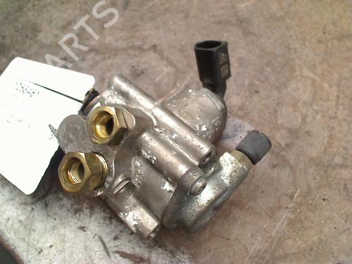 Pompe à injection VW JETTA III (1K2) 2.0 FSI (150 hp) 33022193